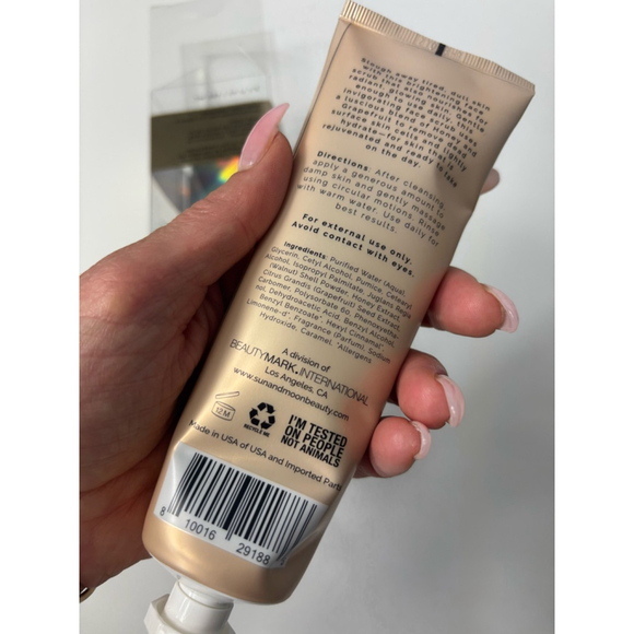 Sun + Moon Daily Facial Exfoliator 5.1 fl oz Beige New In Box - Picture 4 of 10